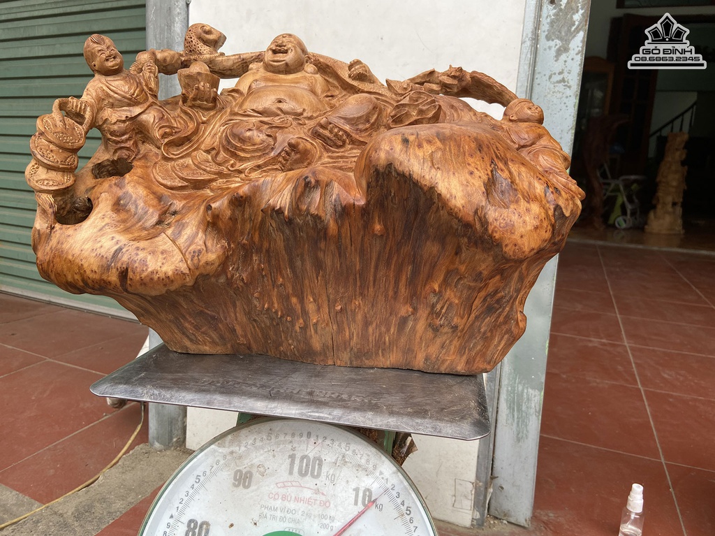 Tượng Phật Di Lặc Vác Gậy Như Ý Gỗ Ngọc Am Cao 34 Ngang 46 Sâu 28 (cm) 3