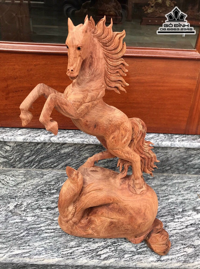 Tượng Ngựa Phong Thủy (Nhất Mã) Gỗ Hương Cao 55 Ngang 30 Sâu 15 (cm) 0