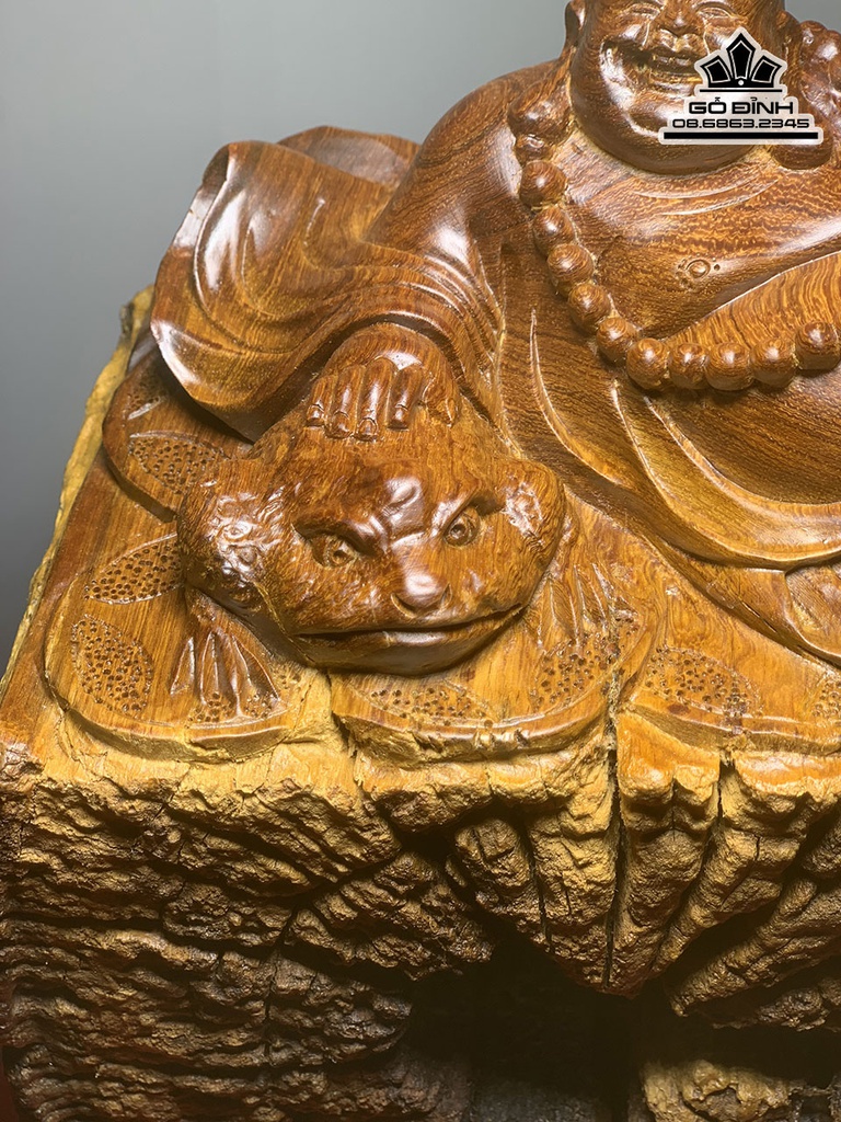 Tượng Phật Di Lặc Tựa Sơn Gỗ Hương Cao 26 Ngang 23 Sâu 13 (cm) 0