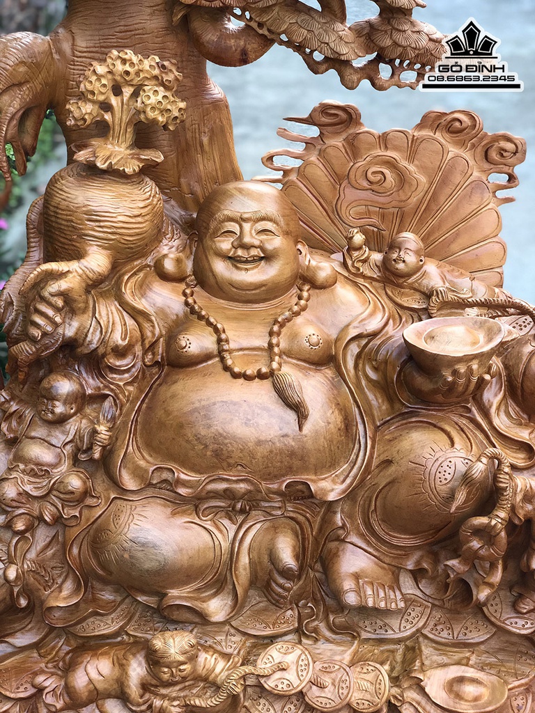 Tượng Phật Di Lặc Ngồi Gốc Tùng Gỗ Hương Cao 128 Ngang 86 Sâu 60 Cả Kỷ 156 (cm) 2