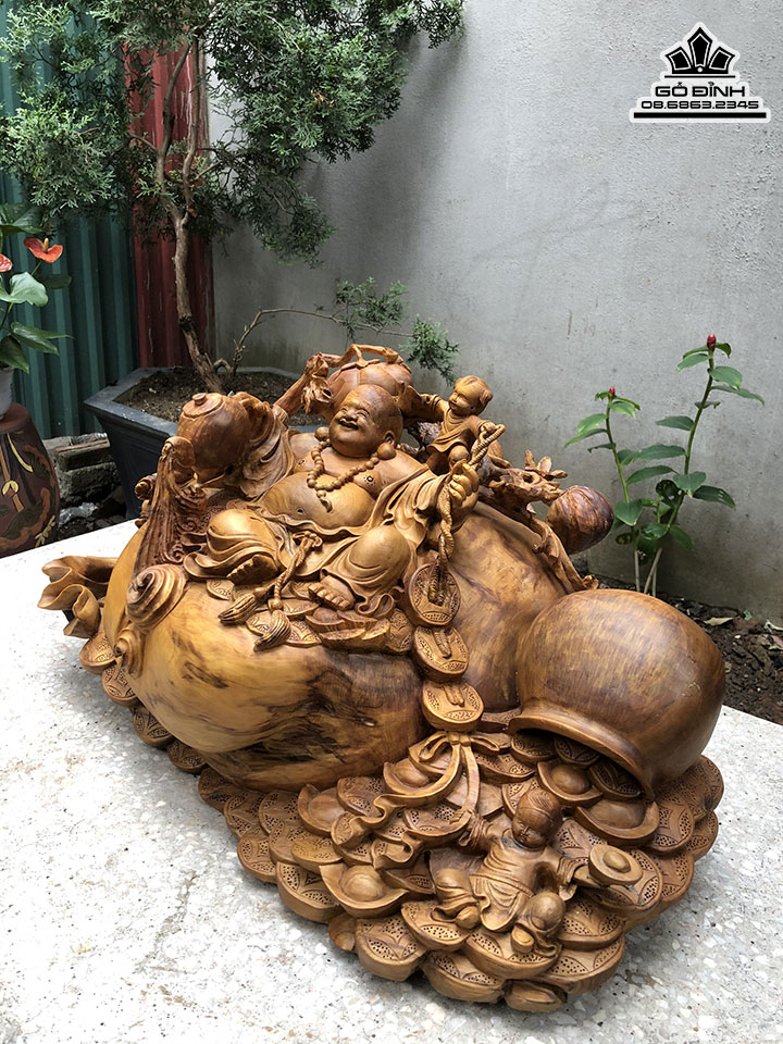 Tượng Phật Di Lặc Gỗ Bách Xanh Cao 65 Ngang 67 Sâu 46 (cm) 0