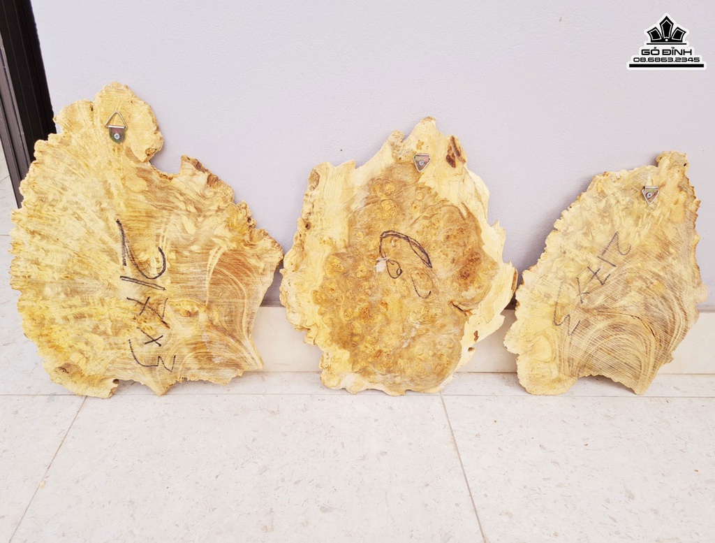 Tranh Gỗ Tâm Trí Đức Gỗ Nu Nghiến Cao 50 Ngang 40 (cm) 0