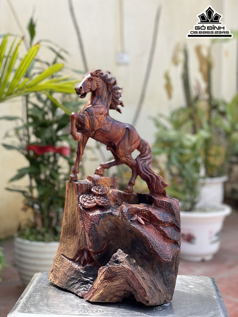Tượng Ngựa (Nhát Mã) Gỗ Cẩm Cao 50 Ngang 30 Sâu 20 (cm) 0