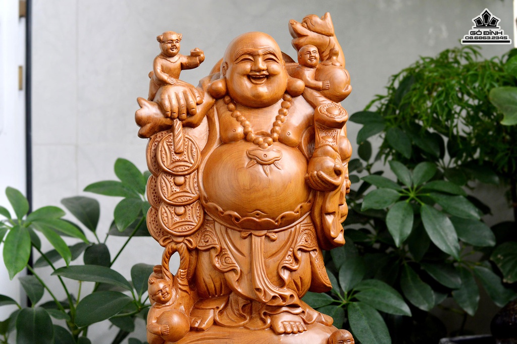 Tượng Phật Di Lặc Vác Cành Đào Gỗ Bách Xanh Cao 40 Ngang 20 Sâu 11 (cm) 1