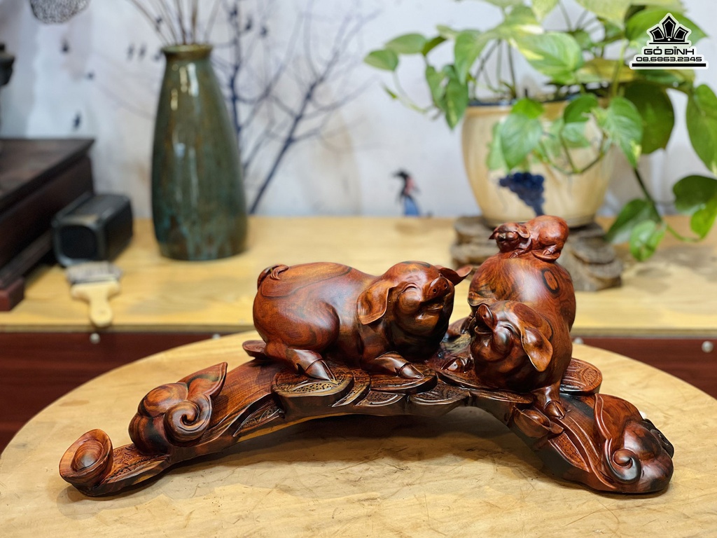 Tương Heo Gỗ Trắc Cao 18 Ngang 50 Sâu 25 (cm)