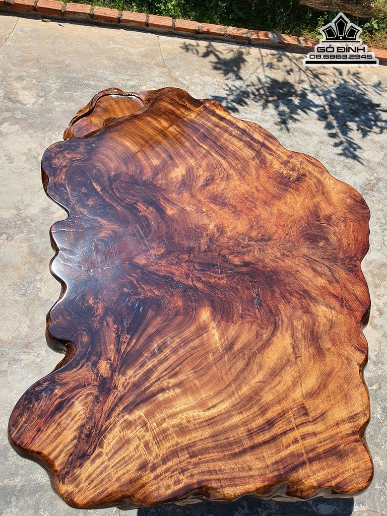 Bộ Bàn Gỗ Muồng Dài 135 Rộng 90 Dày 15 Ghế Gỗ Lim Cao 60 Mặt 50-45(cm)