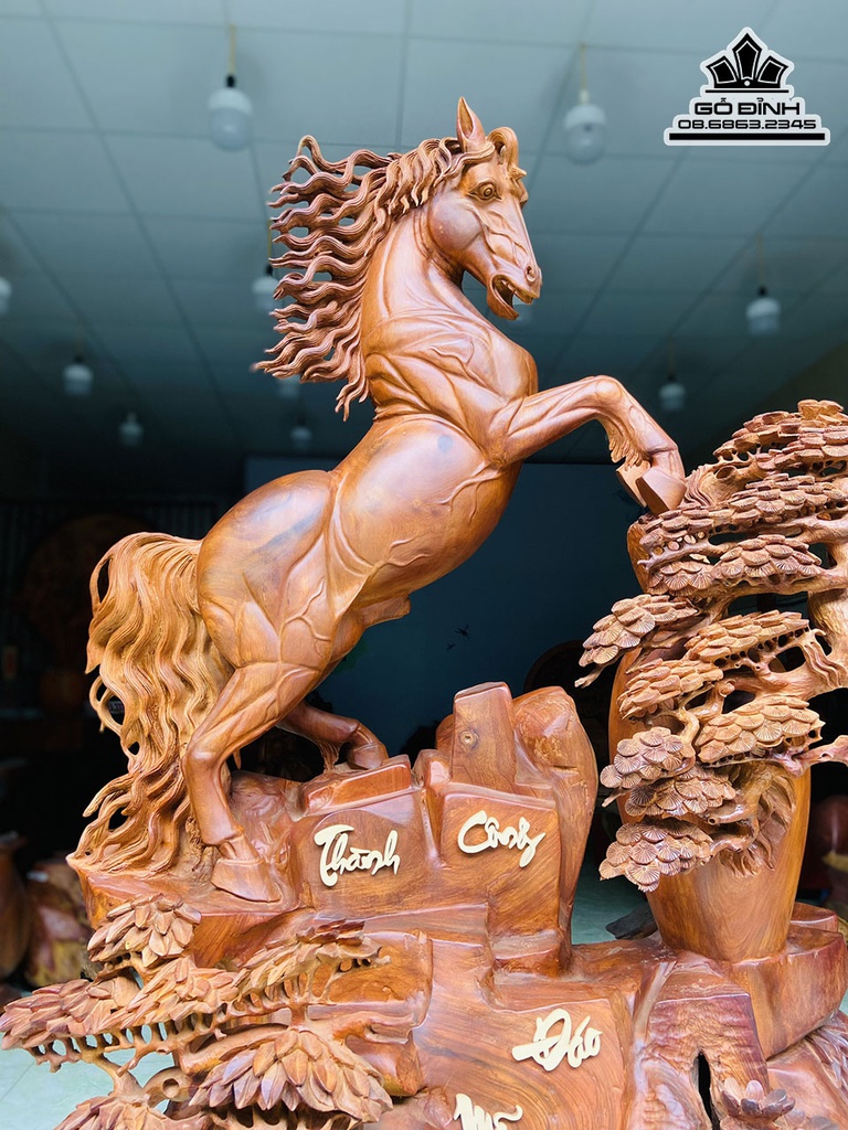 Tượng Ngựa Gỗ Hương Cao 156 Ngang 95 Sâu 85 (cm) 0