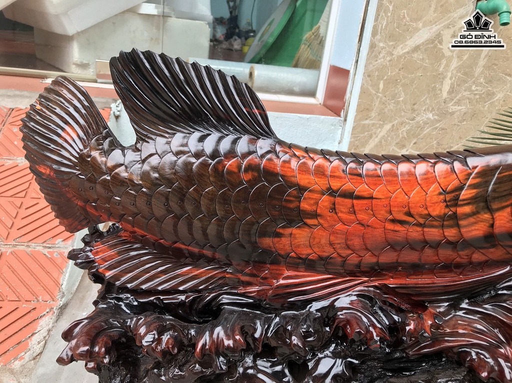 Tượng Cá Kim Long Gỗ Trắc Cao 42 Ngang 70 Sâu 20 (cm) 1