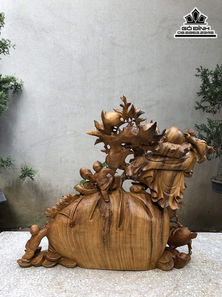 Tượng Di Lặc Kéo Bao Tiền Gỗ Xá Xị Cao 63 Ngang 70 Sâu 28 (cm) 0