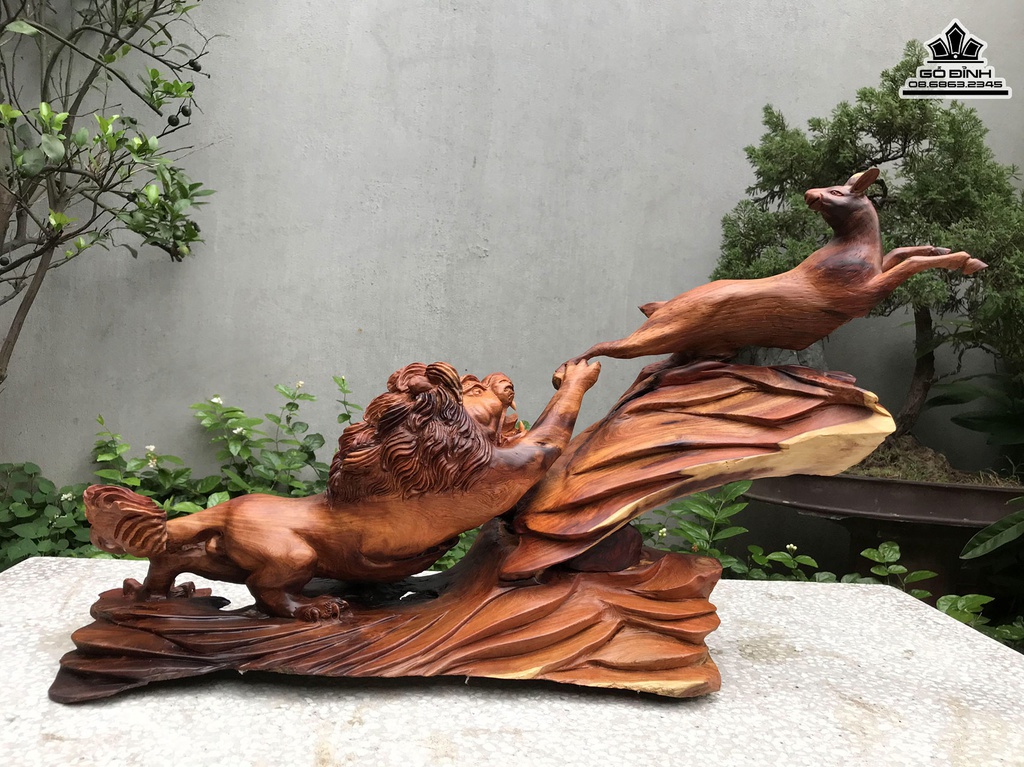 Tượng Sư Tử Bắt Mồi Gỗ Hương Cao 50 Ngang 88 Sâu 25 (cm) 2