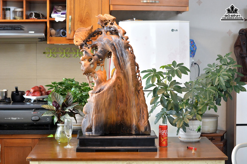 Tượng Di Lặc Ngồi Cành Tùng Gỗ Bách Xanh Cao 88 Ngang 36 Sâu 20 (cm)5