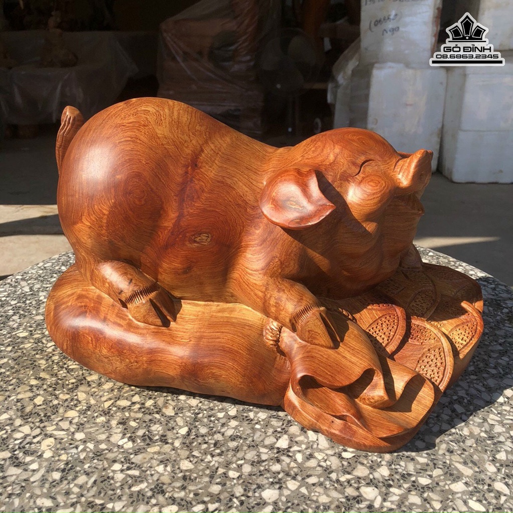 Tượng Heo Gỗ Hương Gia Lai Câu 22 Ngang 38 Sâu 24 (cm) 1
