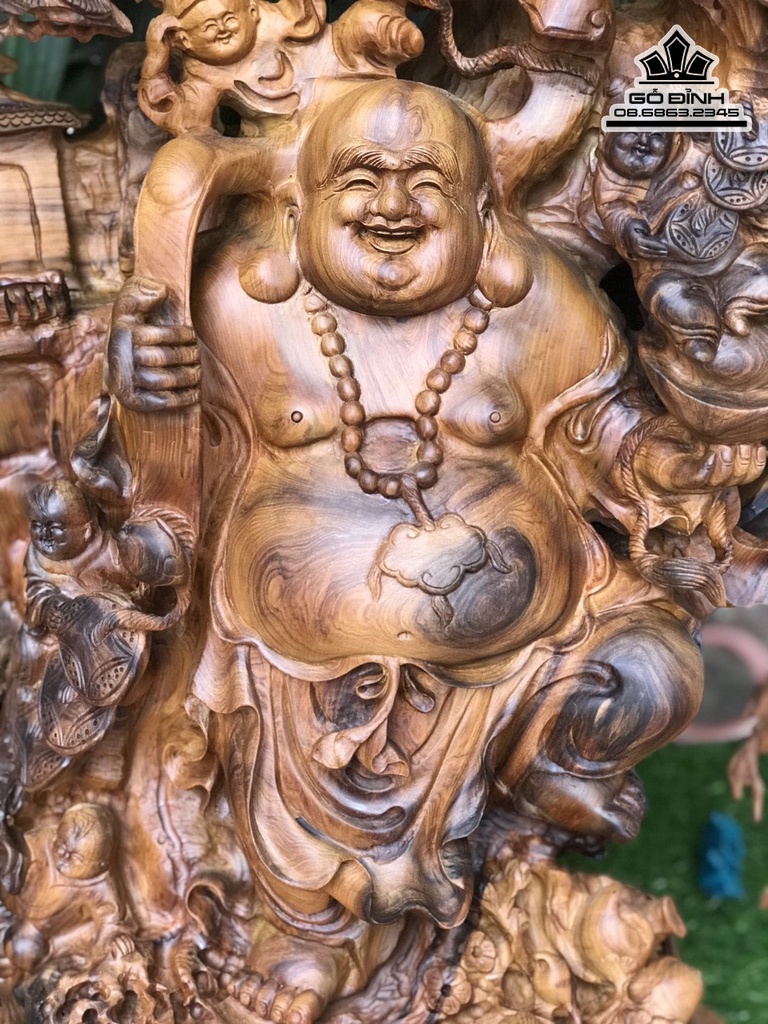 Tượng Phật Di Lặc Đứng Gốc Tùng Gỗ Bách Xanh Cao 101 Ngang 73 Sâu 60 (cm) 3
