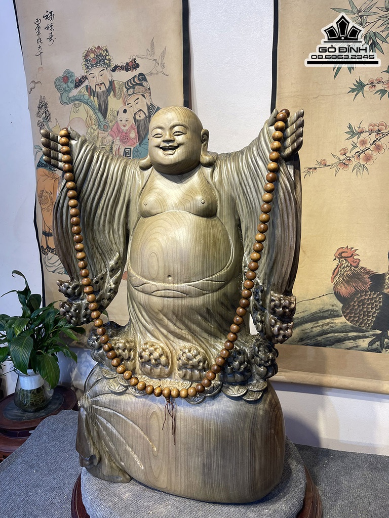 Tượng Di Lặc Chúc Phúc Gỗ Ngọc Am Liền Khối Cao 72 Ngang 44 Sâu 18 (cm) 2