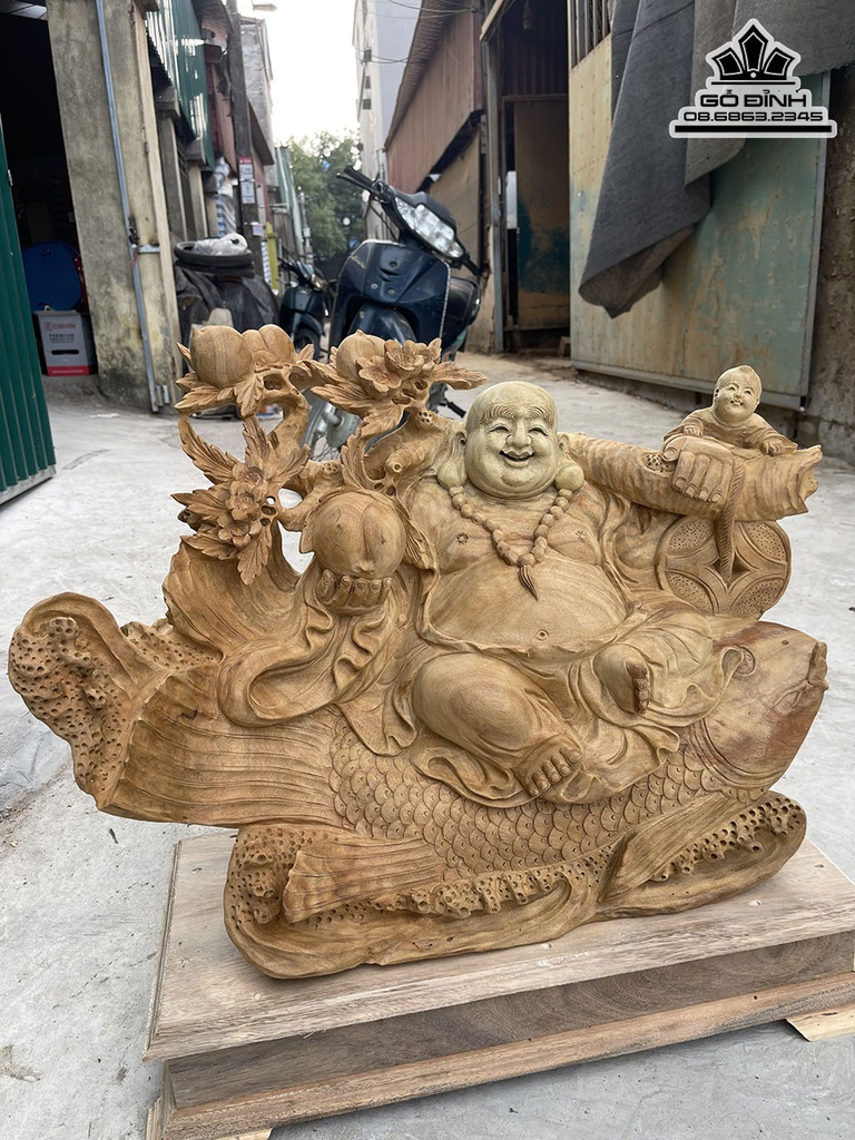 Phật Di Lặc Ngồi Cá Chép Gỗ Xá Xị Cao 63 Ngang 65 Sâu 26 (cm) 2
