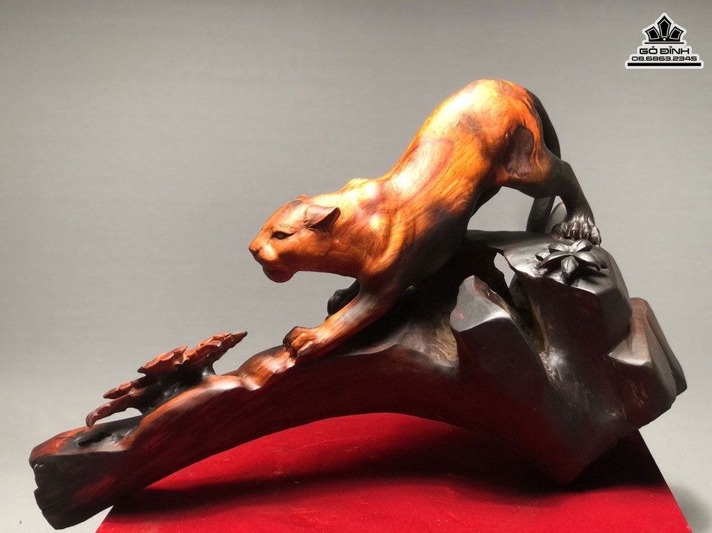 Tượng Báo Gỗ Trắc Việt Liền Khối Cao 35 Ngang 61 Sâu 22 (cm) 2