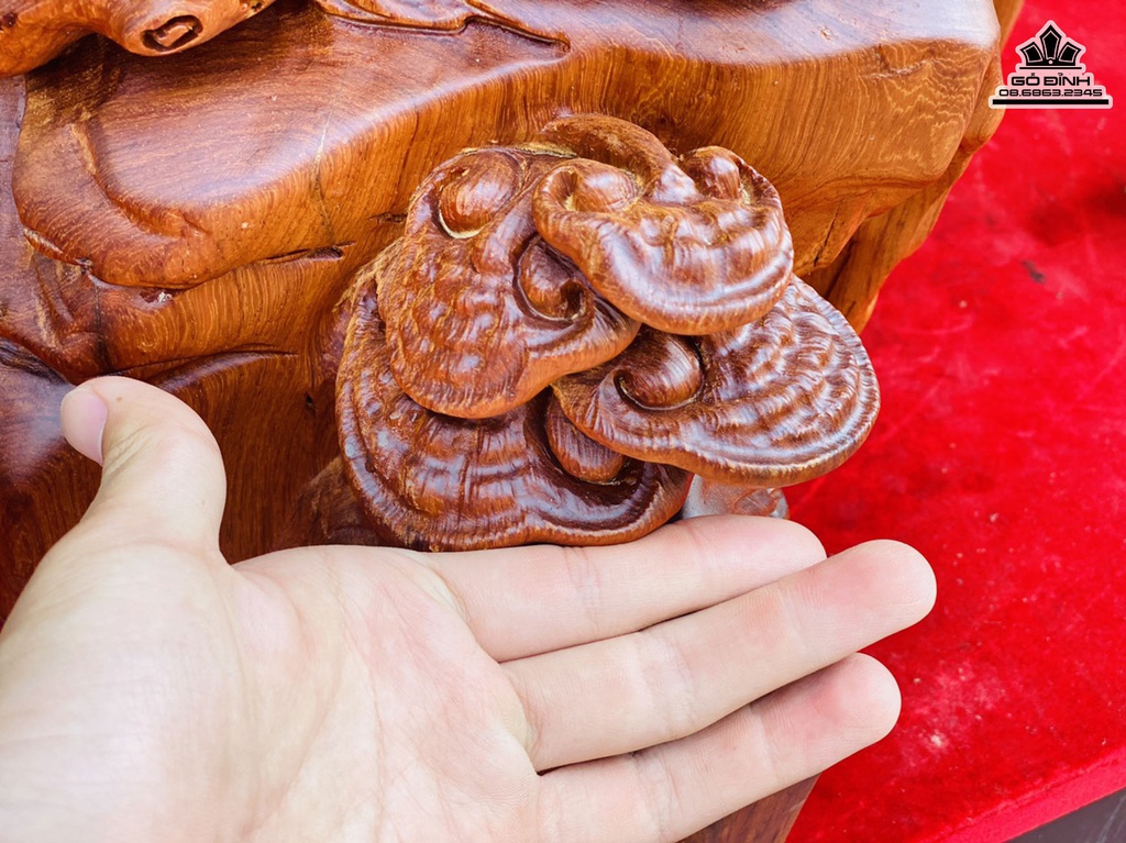 Tượng Quan Âm Gỗ Hương Gia Lai Liền Khối Cao 125 Ngang 50 Sâu 50 (cm)7