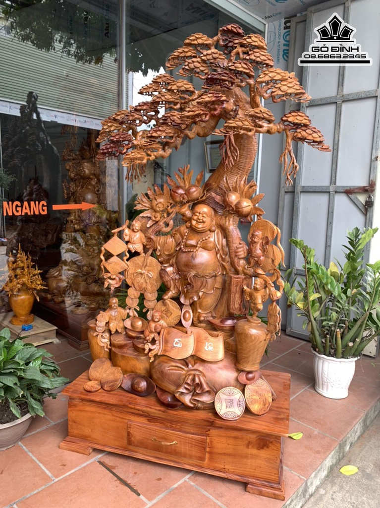 Tượng Di Lặc Đứng Gốc Tùng Gỗ Hương Gia Lai Cao 185 Ngang 122 Sâu 56 Cả Kỷ 215 (cm) 2