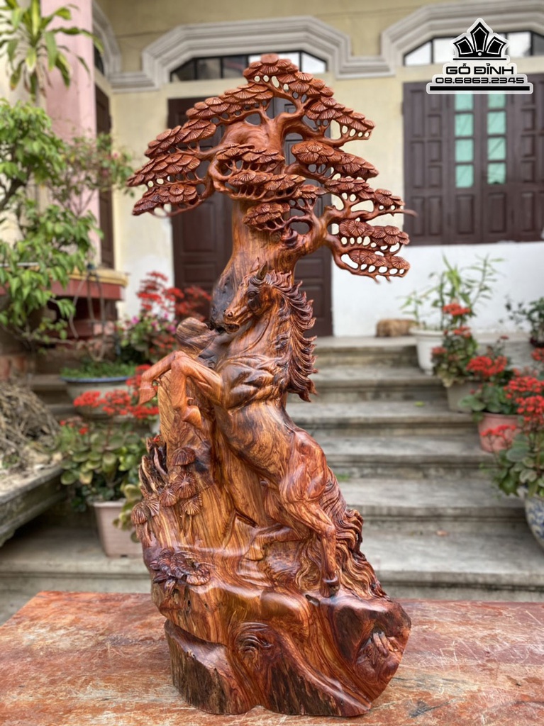 Tượng Ngựa Đứng Gốc Tùng Gỗ Hương Cao 83 Ngang 40 Sâu 19 (cm) 2