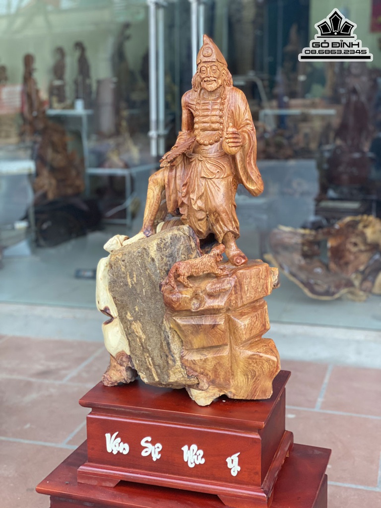 Tượng Tế Công Gỗ Hương Ôm Đá Cao 98 Ngang 45 Sâu 38 (cm) 3