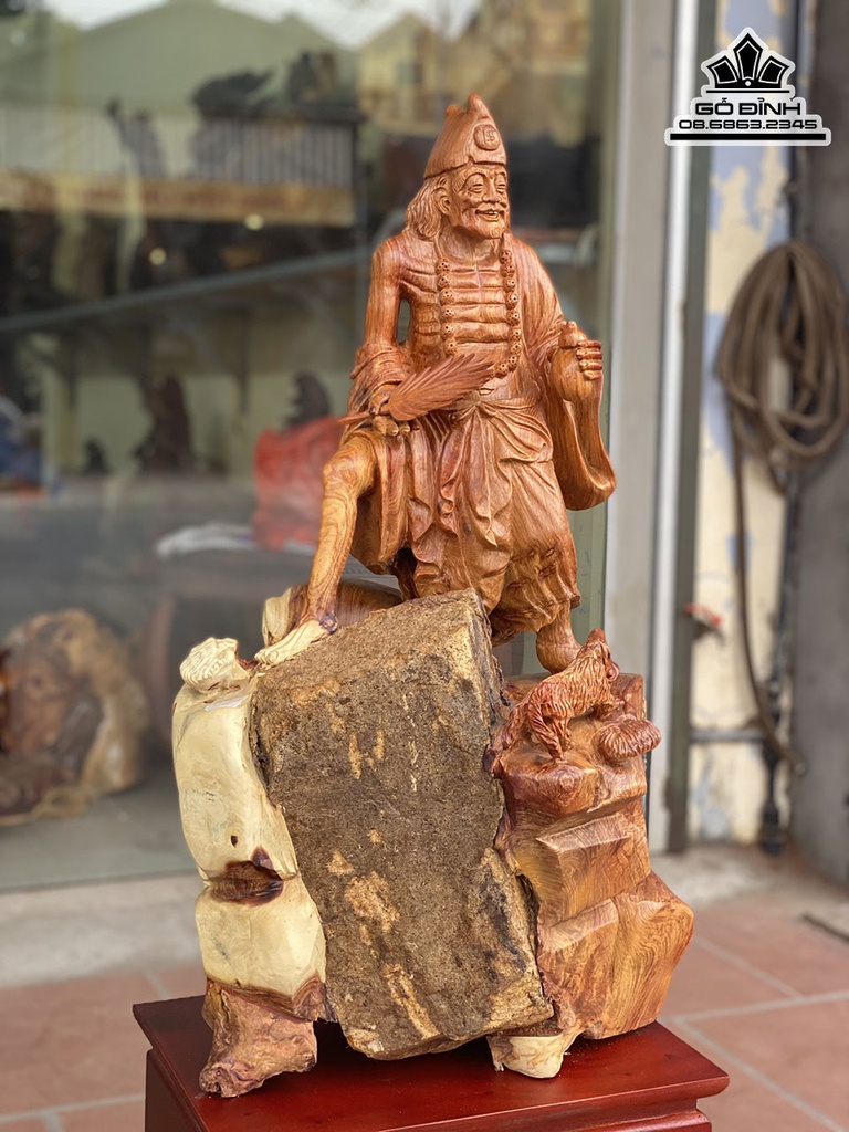 Tượng Tế Công Gỗ Hương Ôm Đá Cao 98 Ngang 45 Sâu 38 (cm) 4
