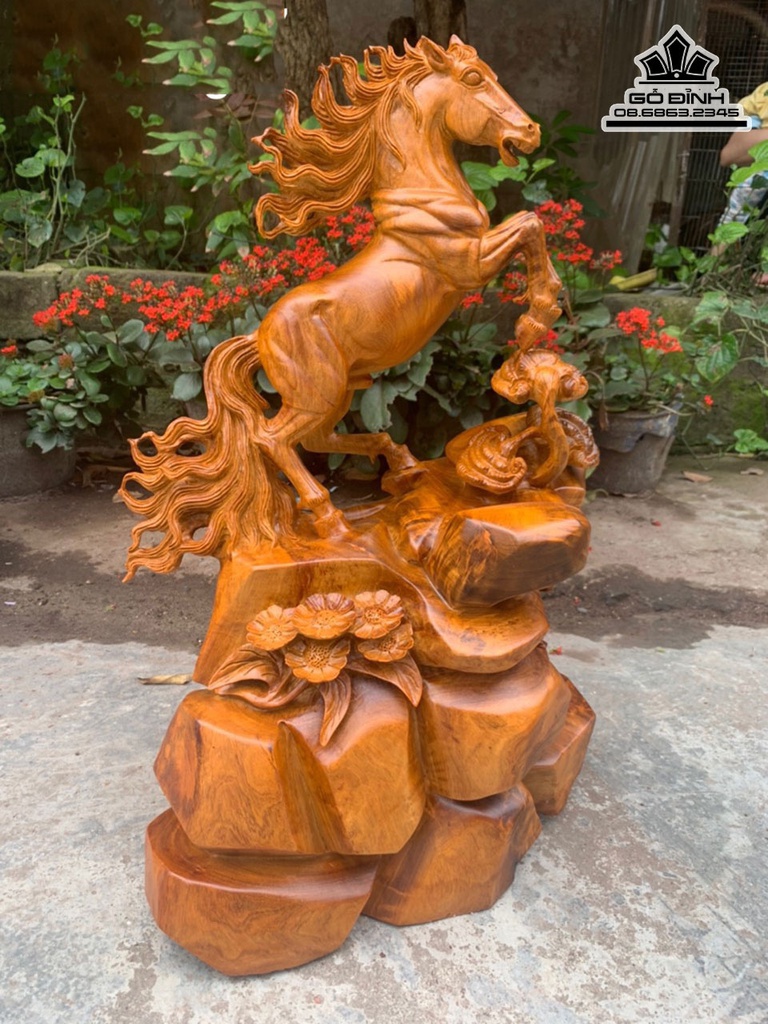 Tượng Ngựa  Nhất Mã Gỗ Hương Cao 57 Ngang 36  Sâu 27 (cm) 0