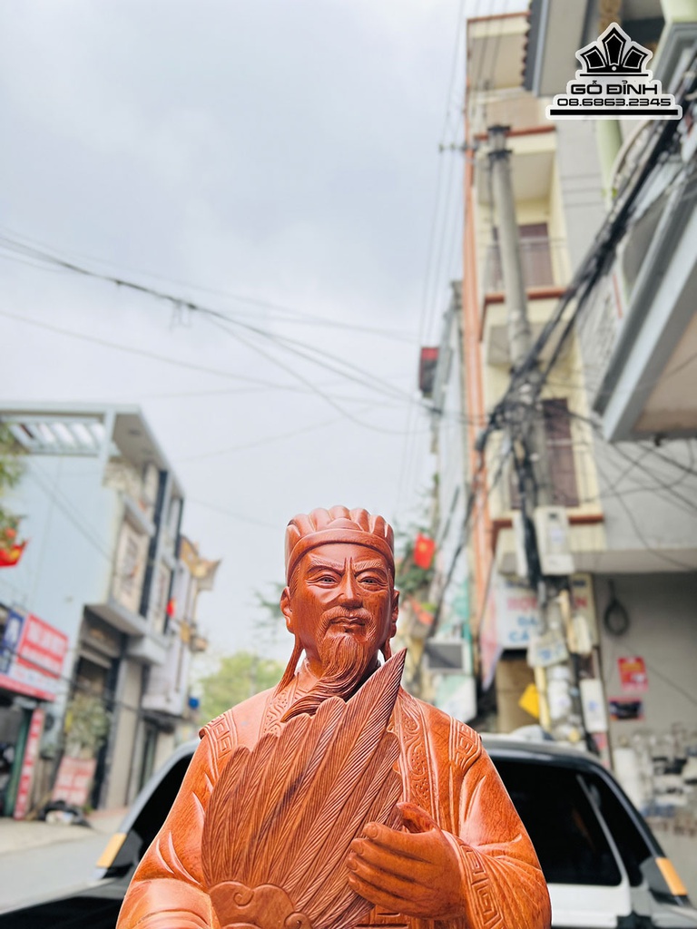 Tượng Gia Cát Lượng (Khổng Minh)Gỗ Hương Cao 100 Ngang 35 Sâu 22 (cm) 0