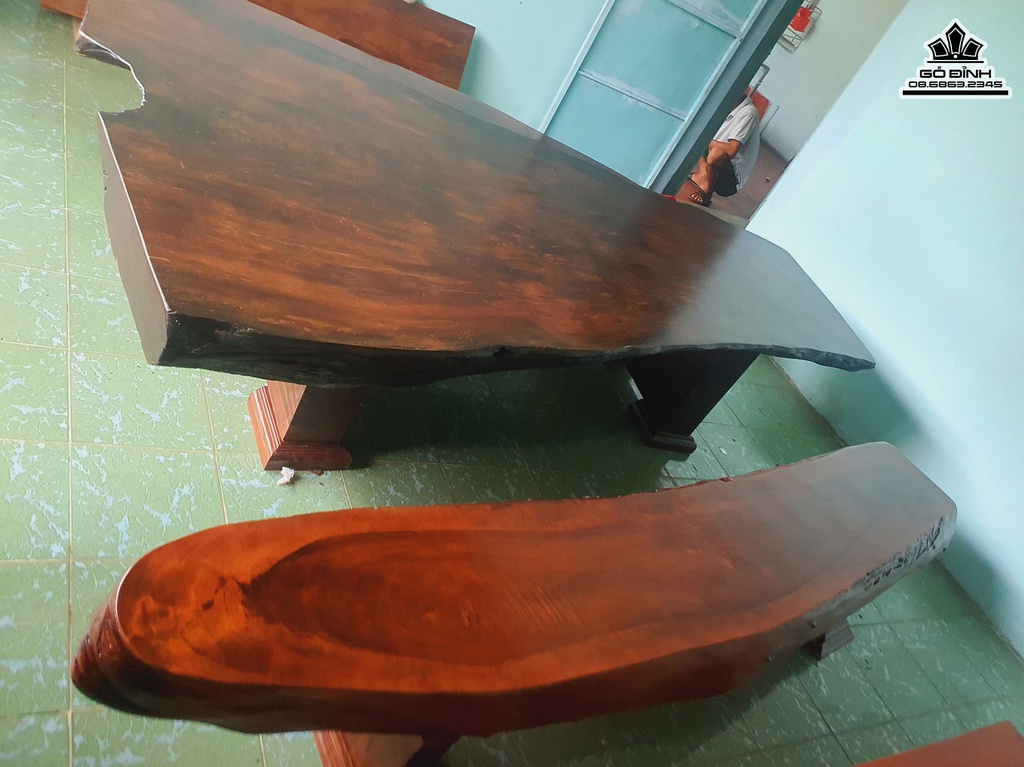 Bộ Bàn Ghế Gỗ Muồng Đen Nguyên Khối 0