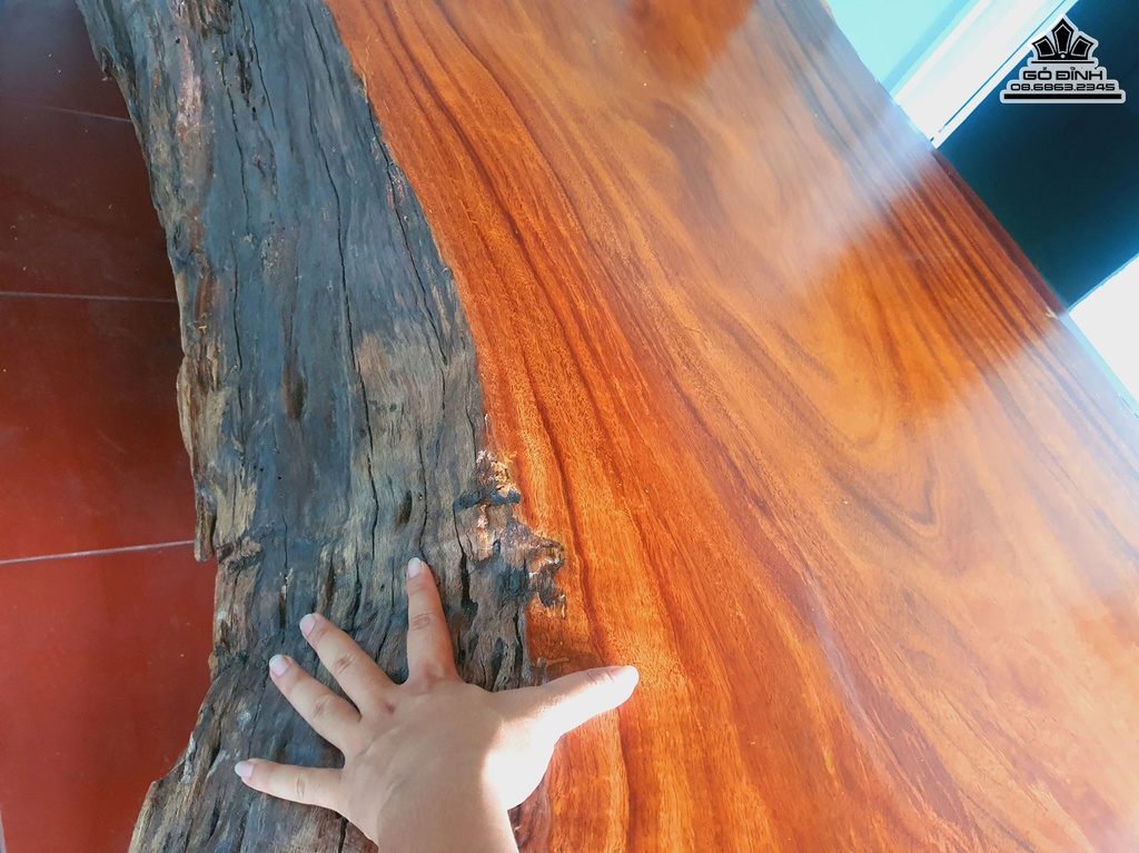 Bộ Bàn Ghế Gỗ Lim Nguyên Khối 1