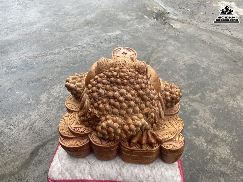 Tượng Cóc Gỗ ngọc Am Cao 32 Ngang 42 Sâu 29 (cm) 1