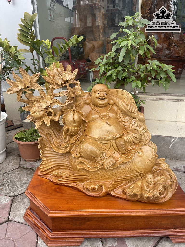 Tượng Phật Di Lặc Ngồi Cá Chép Gỗ Xá Xị Cao 66 Ngang 60 Sâu 23 (cm) 1