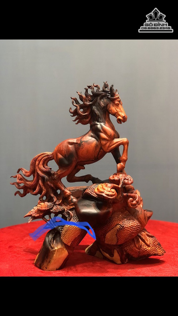 Tượng Nhất Mã Gỗ Trắc Cao 41 Ngang 36 Sâu 2(cm) 0