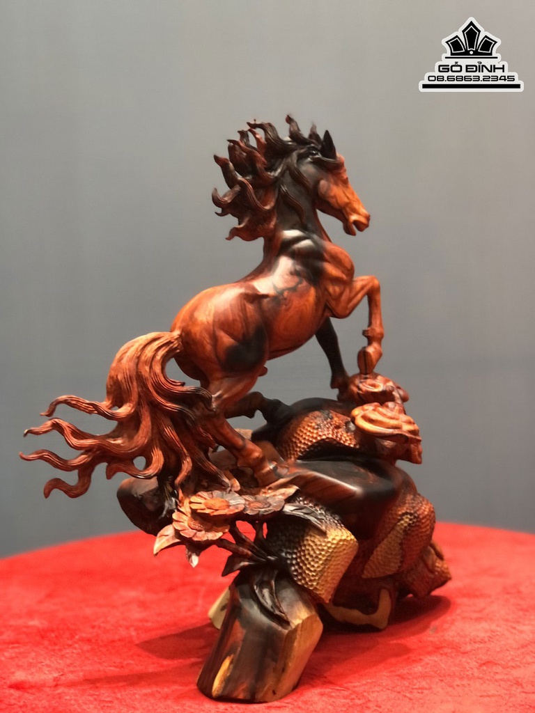 Tượng Nhất Mã Gỗ Trắc Cao 41 Ngang 36 Sâu 2(cm) 1