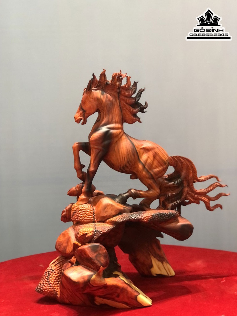 Tượng Nhất Mã Gỗ Trắc Cao 41 Ngang 36 Sâu 2(cm) 2