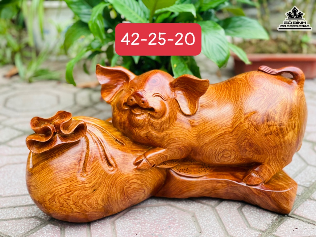 Tượng Heo Gỗ Hương Cao 25 Ngang 42 Sâu 20 (cm)4