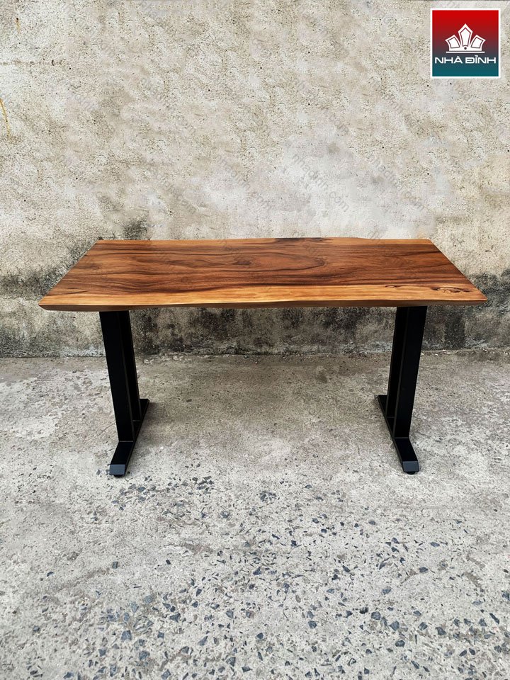 Bàn Làm Việc Gỗ Me Tây Dài 140 Rộng 60-70 Cao 75 (cm) 0