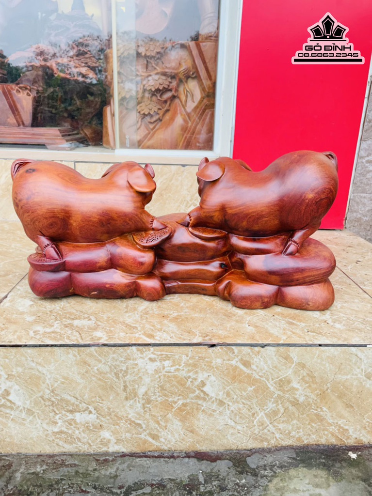 Tượng Heo Gõ Hương Việt Cao 24 Ngang 48 Sâu 15 (cm)