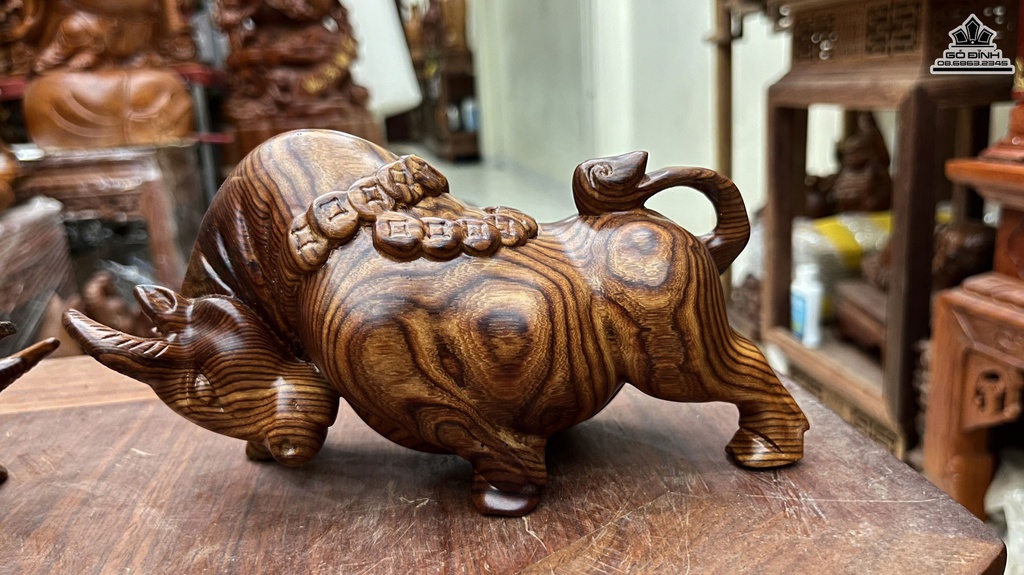 Tượng Bò Tót Gỗ Trắc Cao 19 Ngang 10 Sâu 9 (cm) 2