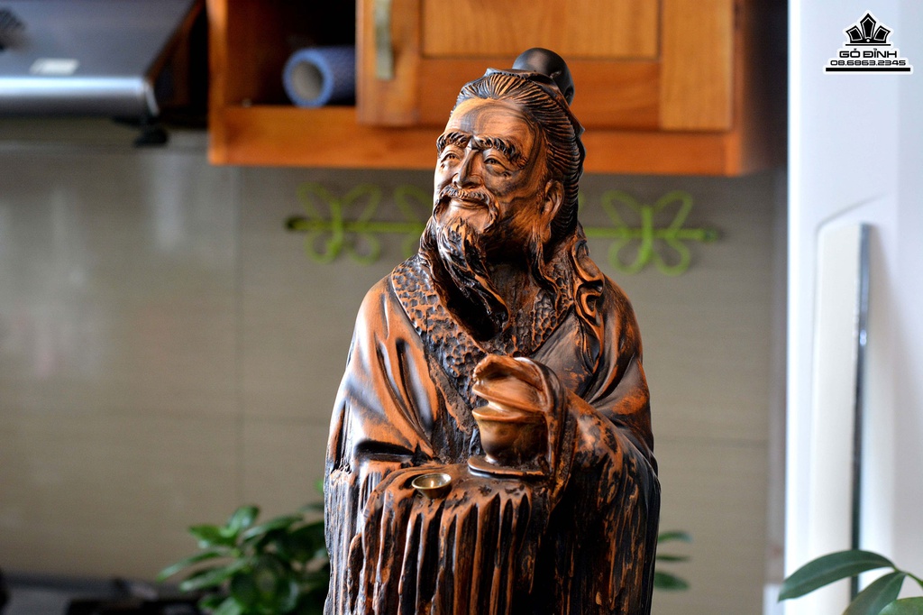 Tượng Thần Trà Lục Vũ Gỗ  Bách Xanh Cao 79 Ngang 18 Sâu 17 (cm) 0