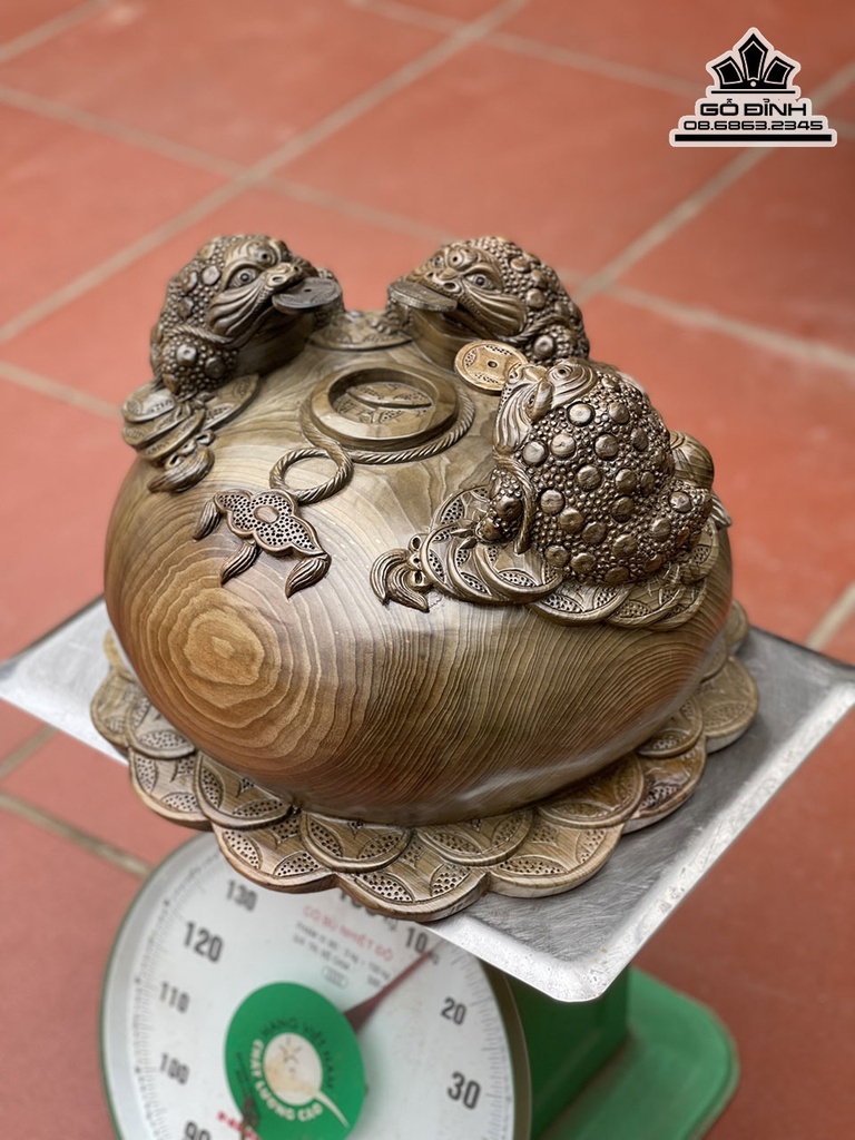 Tượng Cóc (Tam Cóc) Gỗ  Thủy Tùng Cao 26 Ngang 40 Sâu 40 (cm) 1