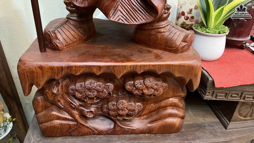 Tượng Quan Công Chống Đao Gỗ Hương Cao 120 Ngang 46 Sâu 36 (cm)7