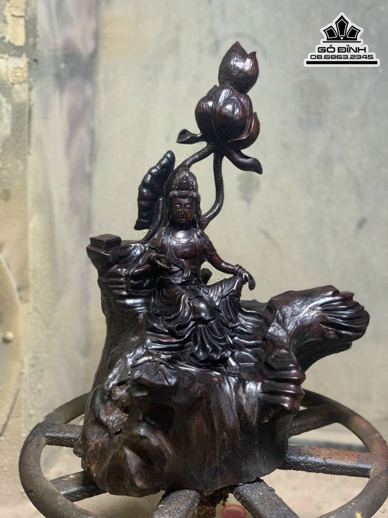 Tượng Phật Bà Quan Âm Gỗ Trắc Cao 51 Ngang 36 Sâu 34 (cm) 0