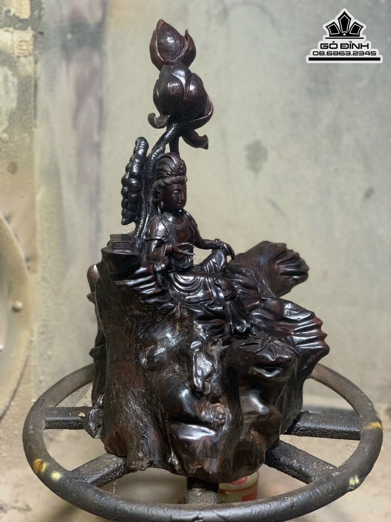 Tượng Phật Bà Quan Âm Gỗ Trắc Cao 51 Ngang 36 Sâu 34 (cm) 1