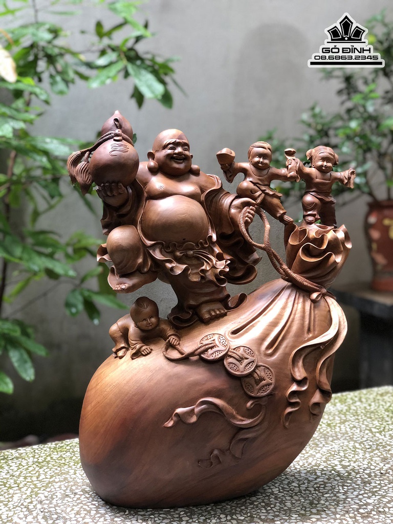 Tượng Phật Di Lặc Tam Phúc Đứng Bao Tiền Gỗ Xá Xị Cao 60 Ngang 45 Sâu 21 (cm)0