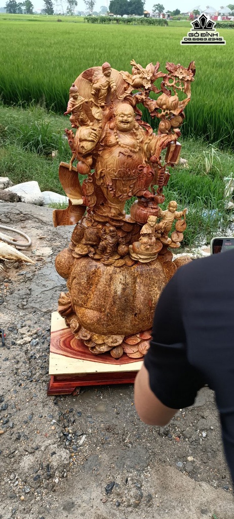 Tượng Phật Di Lặc Ngũ Phúc Vác Cành Đào Đứng Bao Tiền Gỗ Nu Hương Cao 116 Ngang 70 Sâu 40 (cm) 1