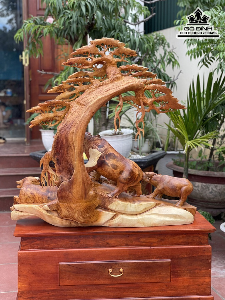 Tượng Gia Đình Trâu Đứng Gốc Tùng Gỗ Hương Việt Cao 90 Ngang 97 Sâu 42 Cao Cả Kỷ 140 (cm)6