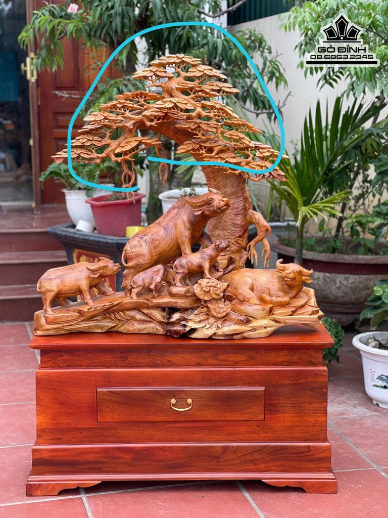 Tượng Gia Đình Trâu Đứng Gốc Tùng Gỗ Hương Việt Cao 90 Ngang 97 Sâu 42 Cao Cả Kỷ 140 (cm)7
