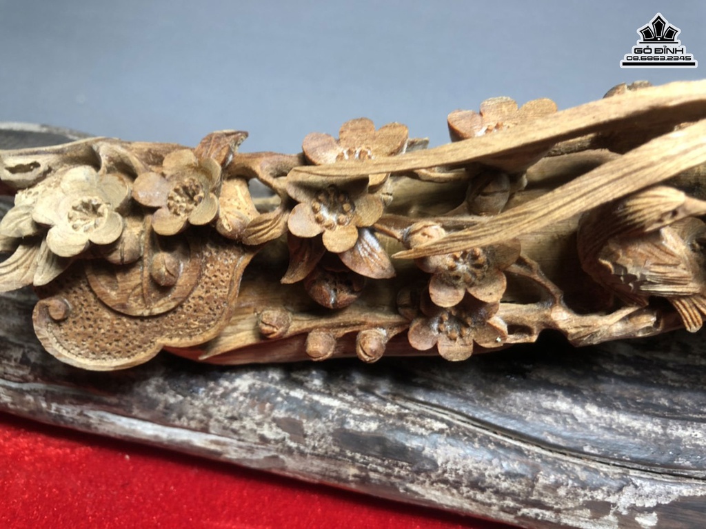 Tượng Gậy Như ý Gỗ Hoàng Đàn Cao 16 Ngang 61 Sâu 7 Cao Cả Tủ Kính 38 Ngang 70 Sâu 20 (cm) 1