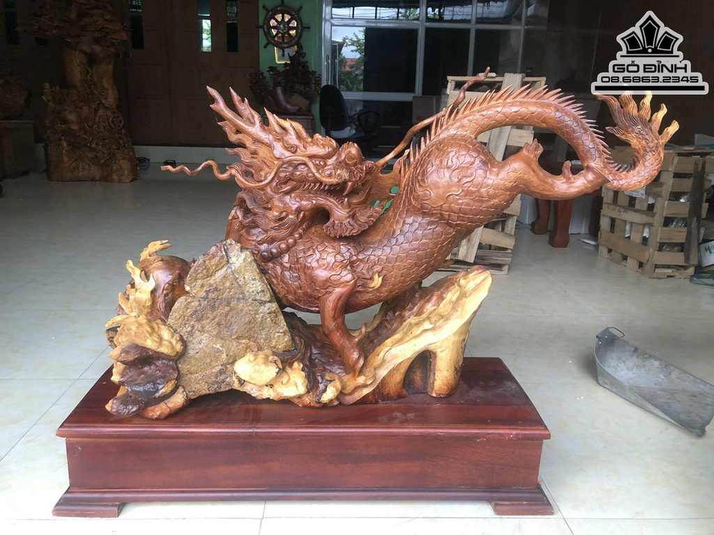 Tượng Hỏa Kỳ Lân Gỗ Hương Ôm Đá Cao 55 Ngang 98 Sâu 35 (cm) 1
