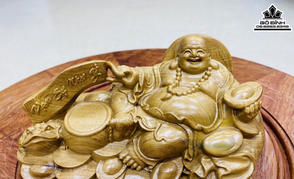 Tượng Phật Di Lặc Ngồi Thỏi Vàng Gỗ Bách Xanh Cao 6 Ngang 14 Sâu 8 (cm) 1